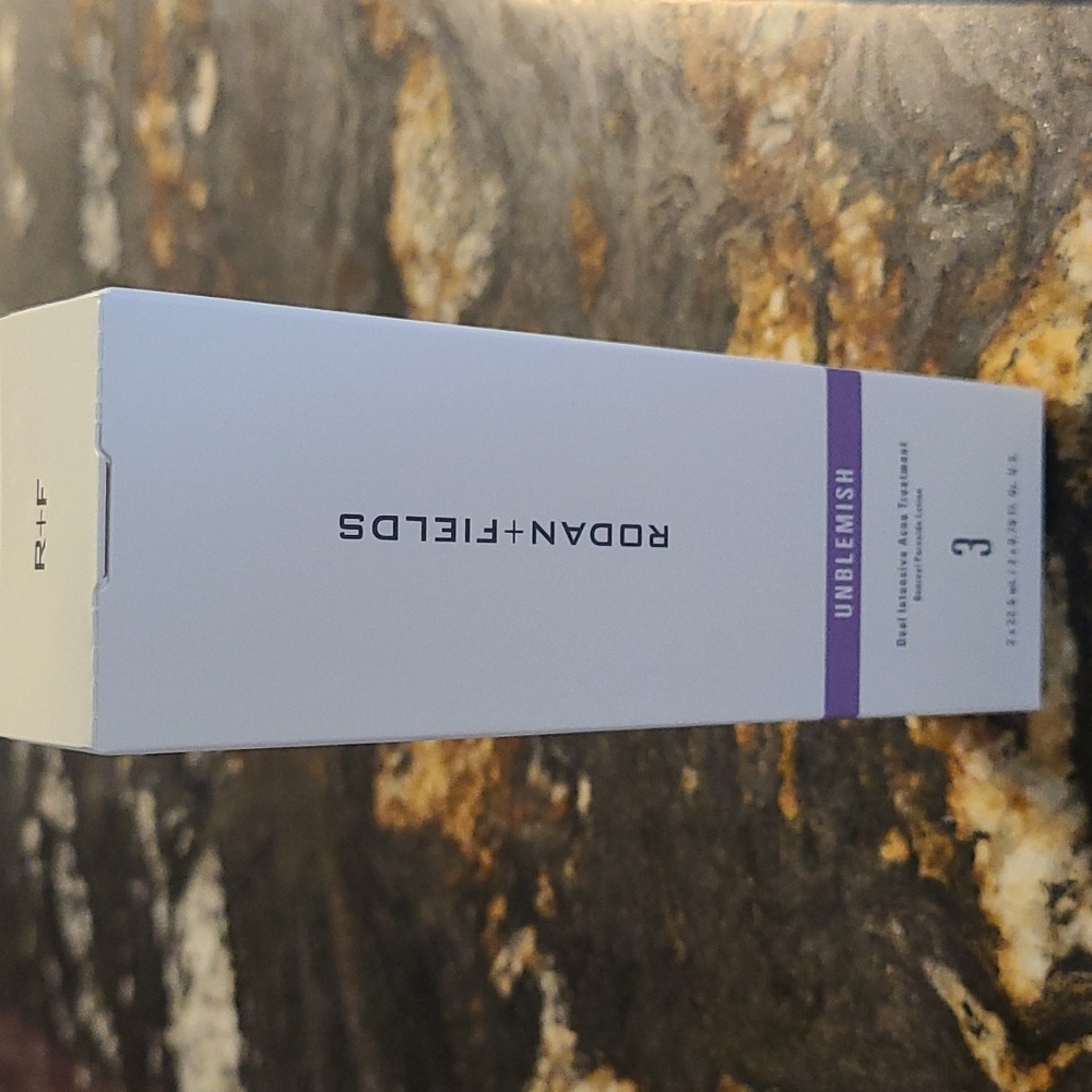 Rodan and Fields Unblemish Dual Intensive Acne Treatment